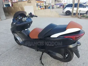 Honda Forza 2015