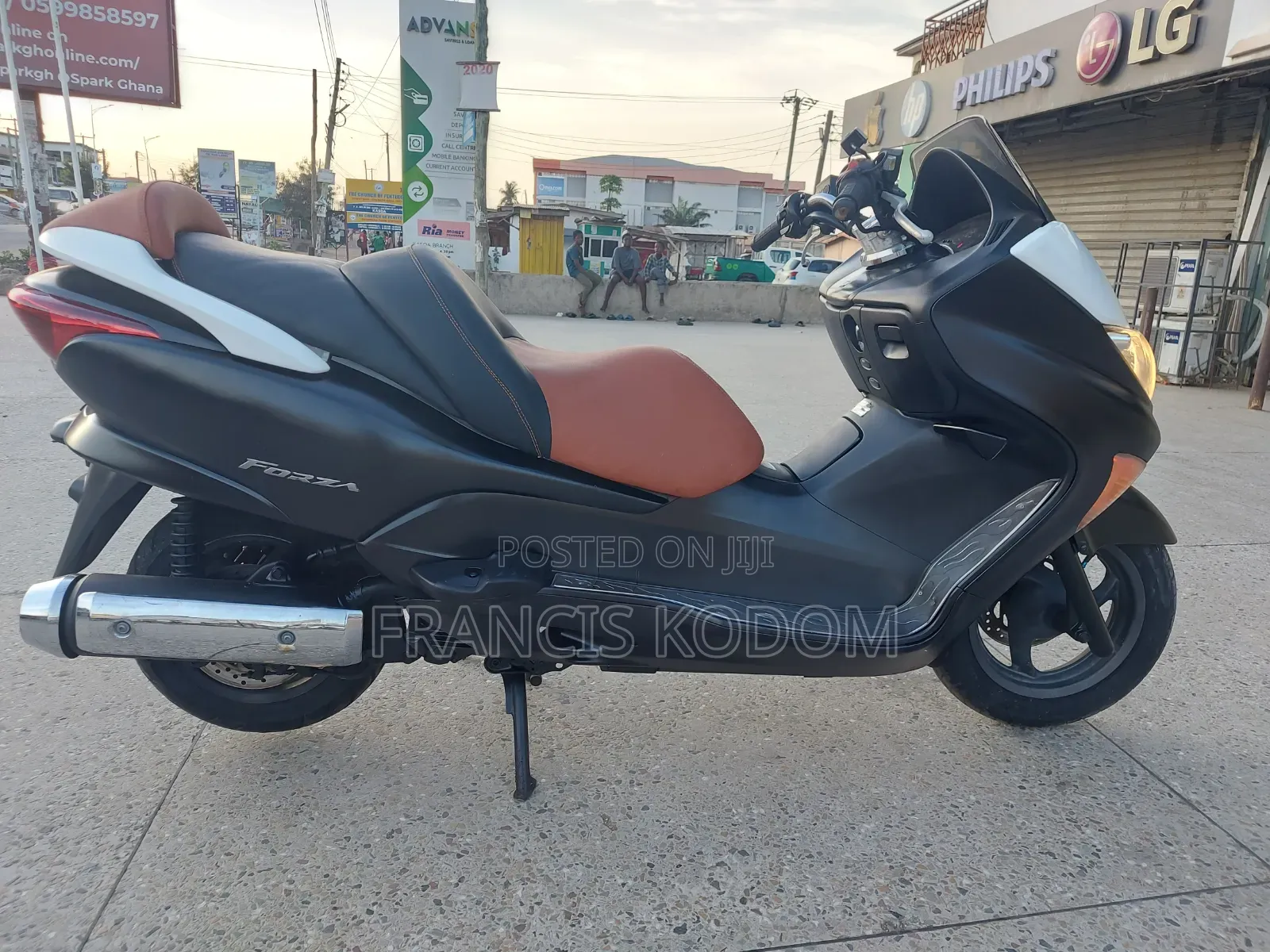 Honda Forza 2015