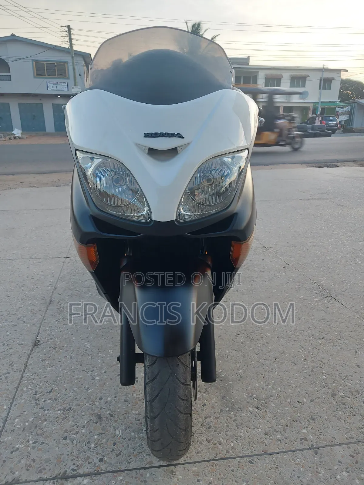 Honda Forza 2015