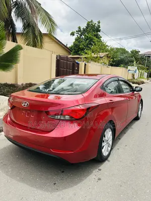 Hyundai Elantra SE Sedan FWD (1.8L 4cyl 6A) 2016 Red