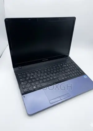 Laptop Samsung NP300E7A 4GB Intel Core i3 HDD 500GB