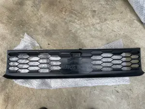 Mitsubishi Outlander 2020–2023 Front Bumper Grille