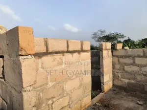 Uncompleted 15 Bedroom Apartments for Hotel