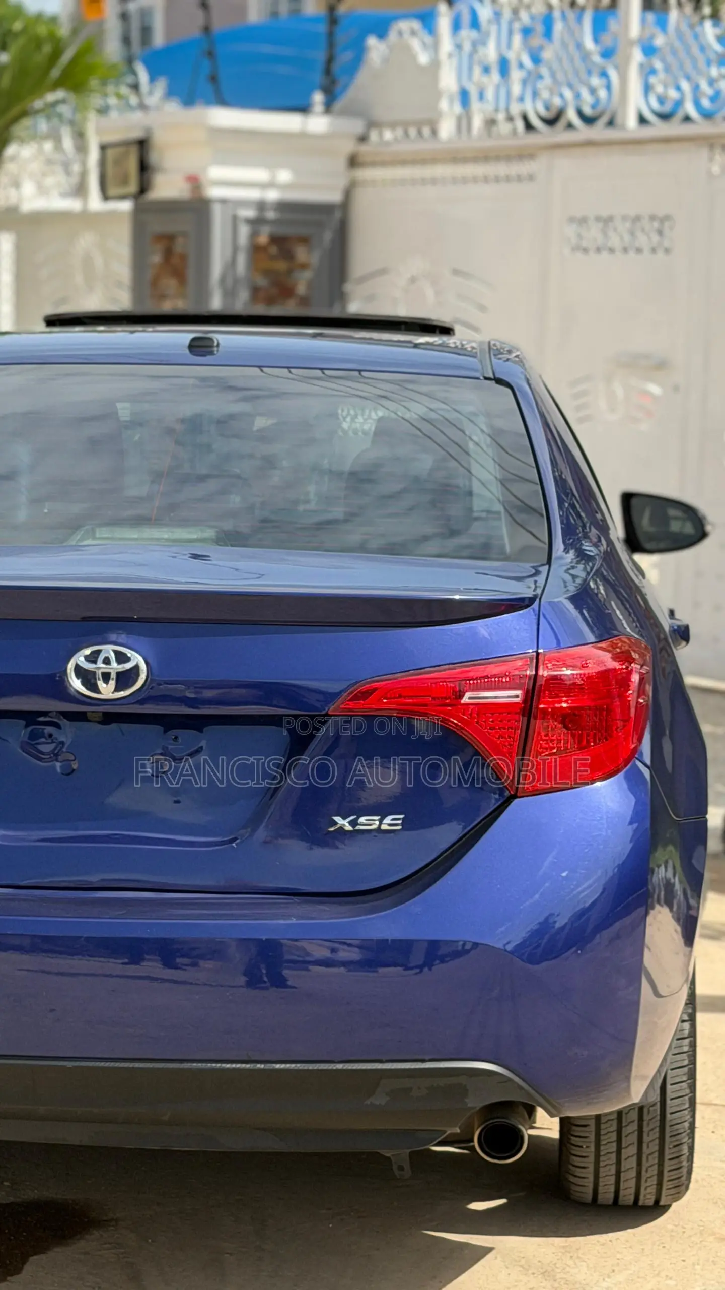 Toyota Corolla XSE (1.8L 4cyl 2A) 2019 Blue