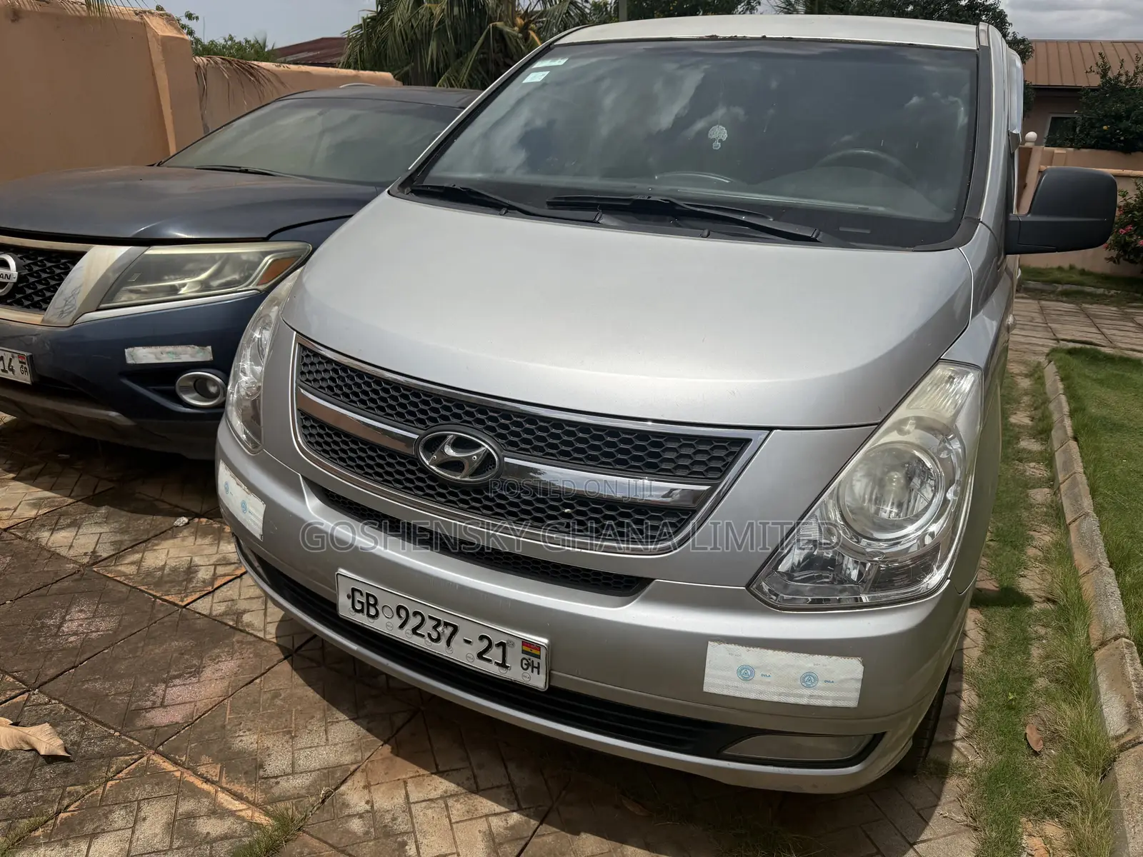 Hyundai Starex 2010 Grey