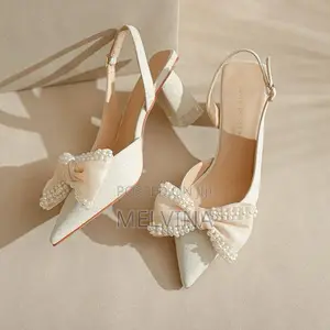 Ladies Shoe Available in Size