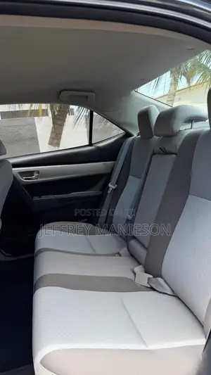 Toyota Corolla SE 4dr Sedan (1.8L 4cyl CVT) 2017 Gray