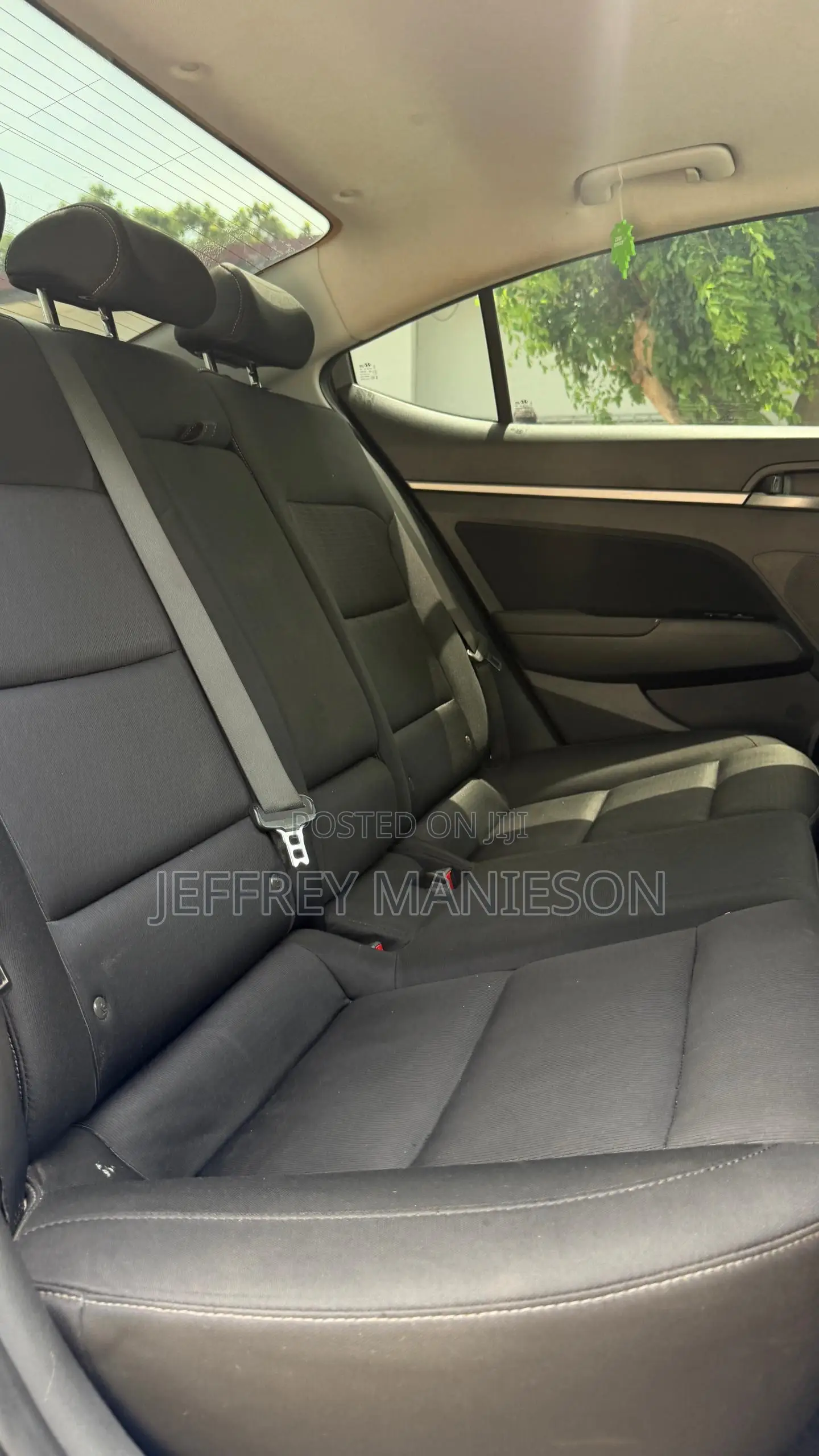 Hyundai Elantra 2018 Silver