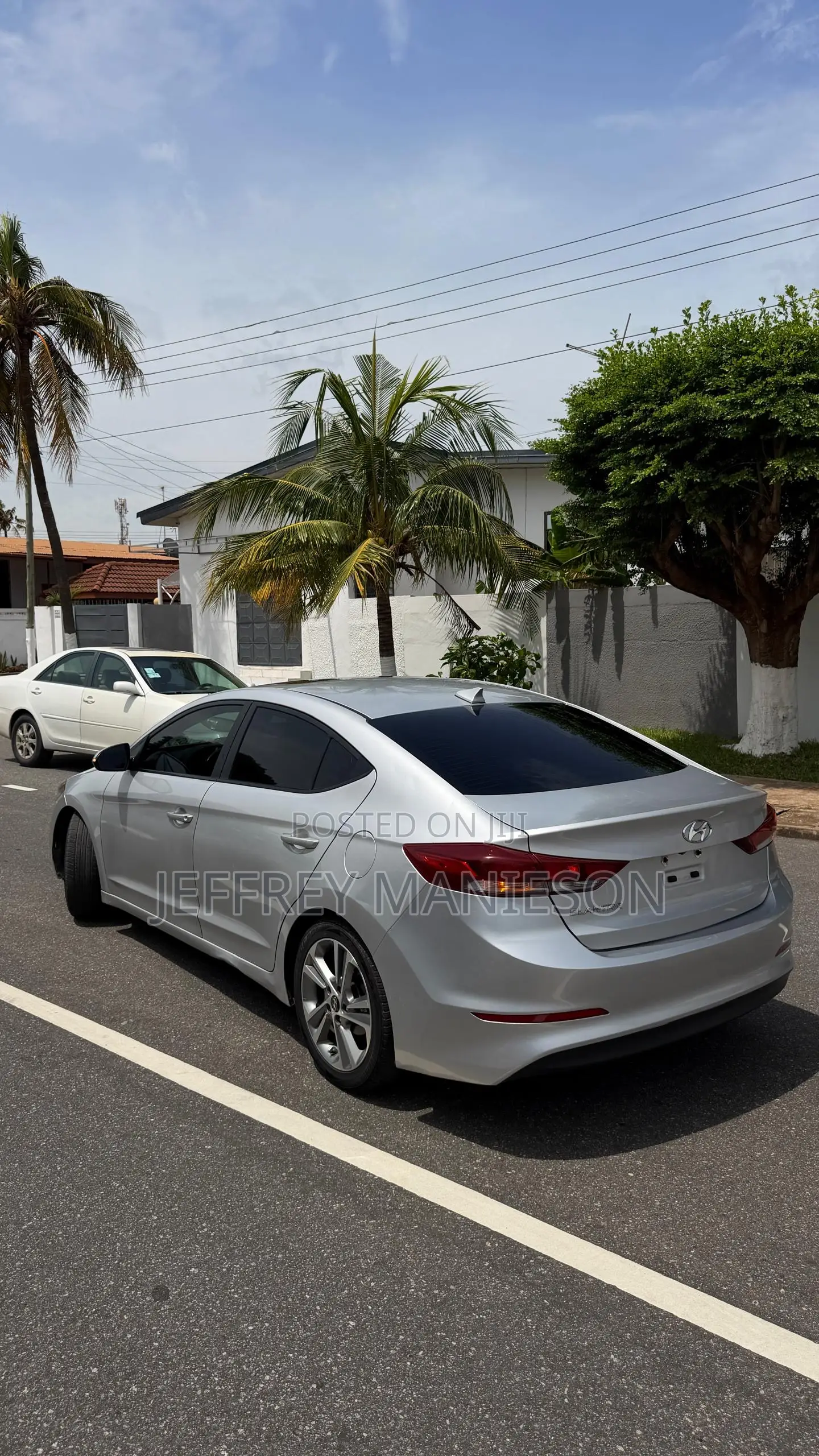 Hyundai Elantra 2018 Silver