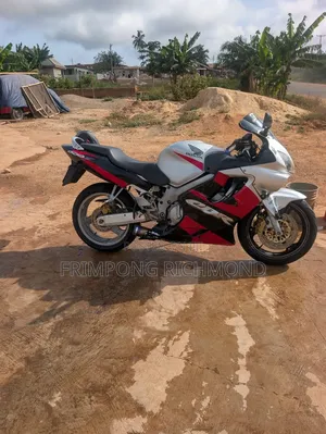 Honda CBR 2002 Gray