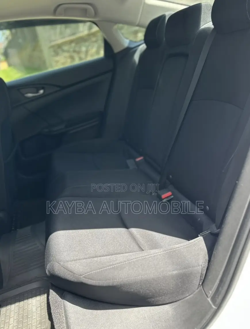 Honda Civic 2018 White