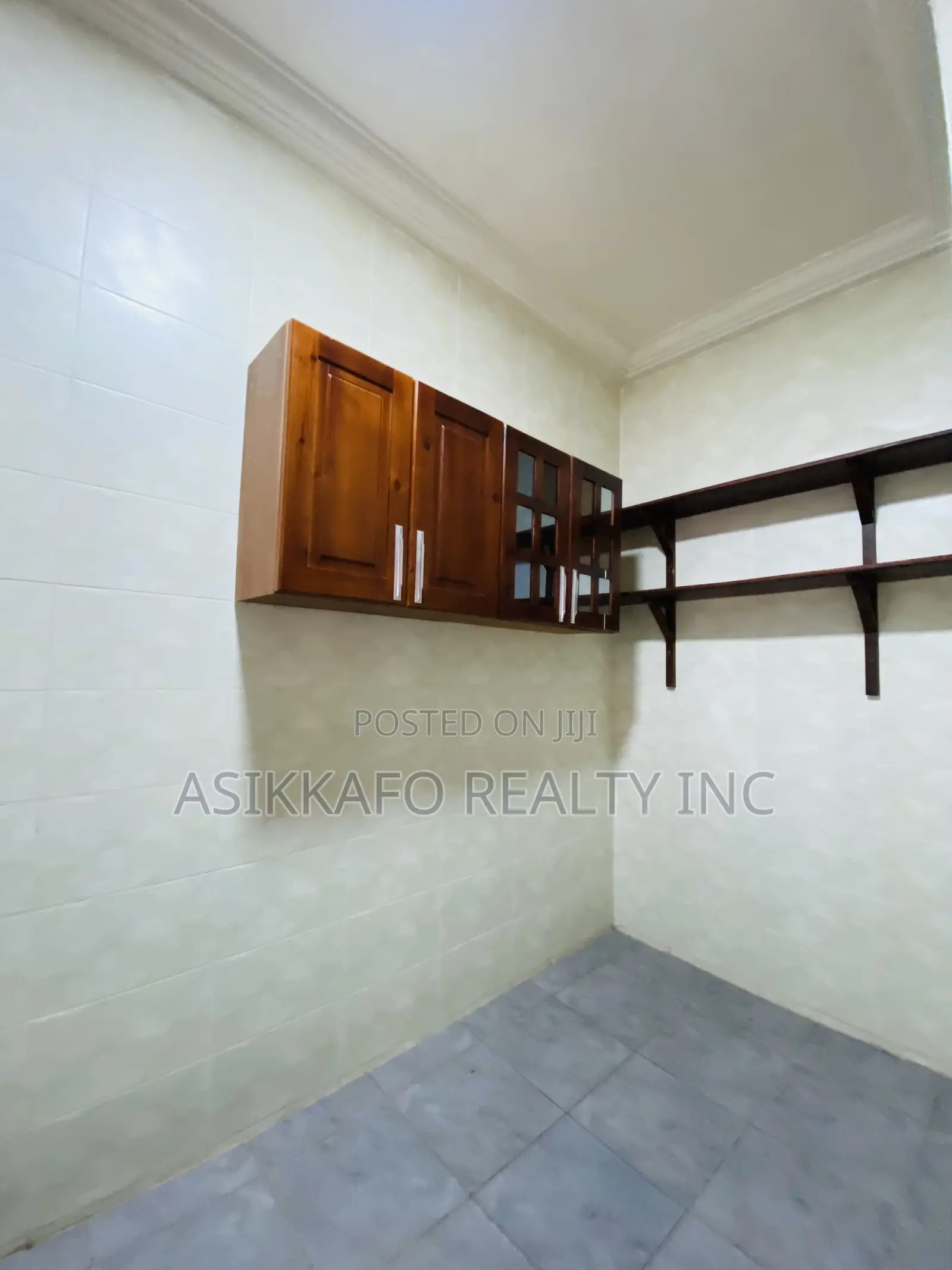 1bdrm Apartment in Basket, Spintex for rent