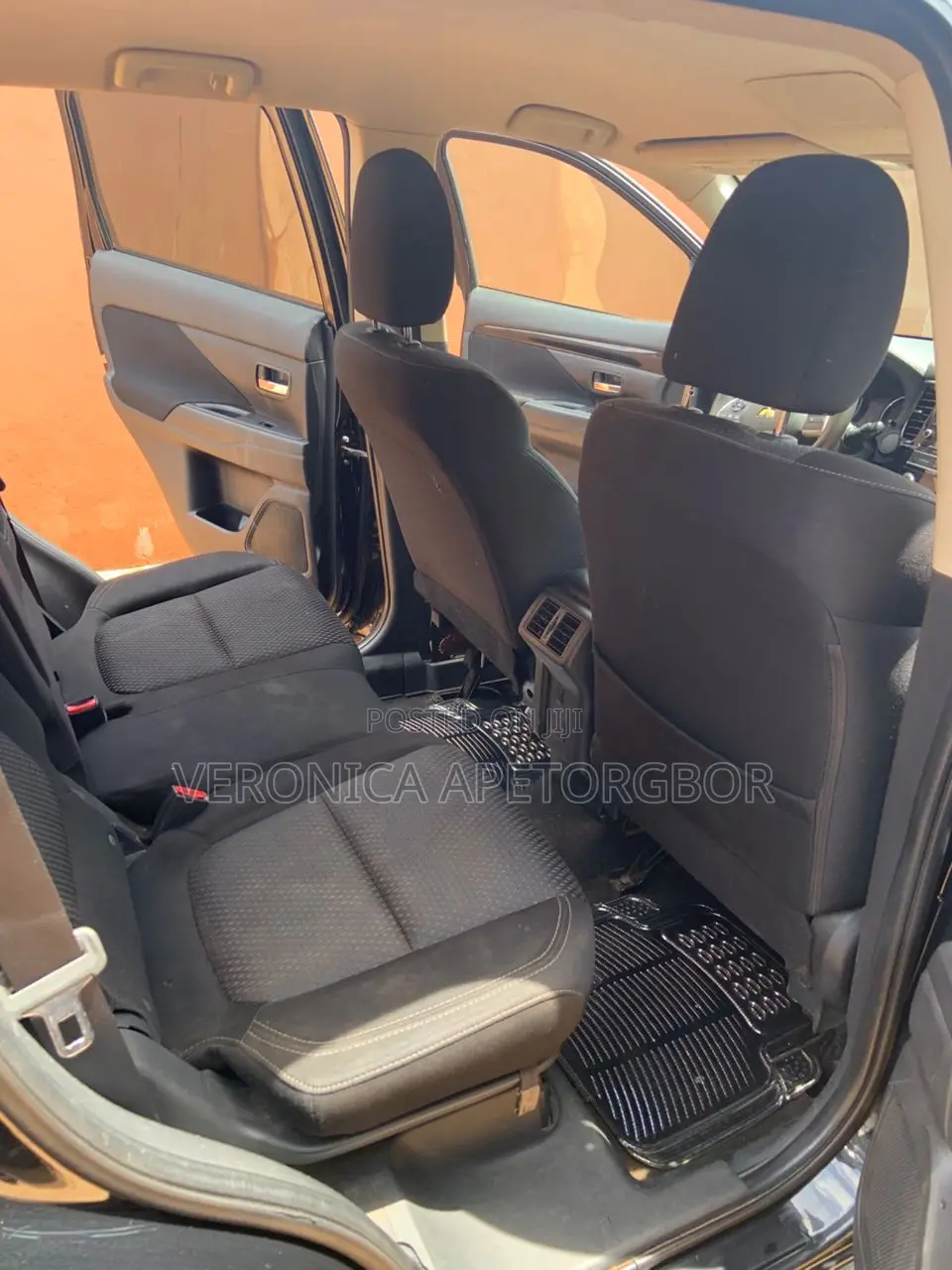 Mitsubishi Outlander ES FWD 2019 Black