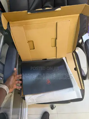 New Laptop MSI GF63 16GB Intel Core i5 SSD 512GB