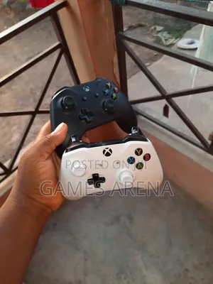 Original Xbox One Controllers (Price Per Controller)