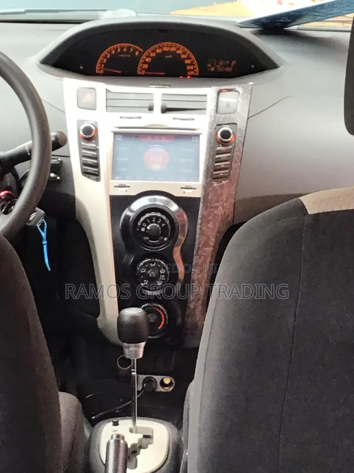 Toyota Yaris Base Hatchback 5dr 2010 Black