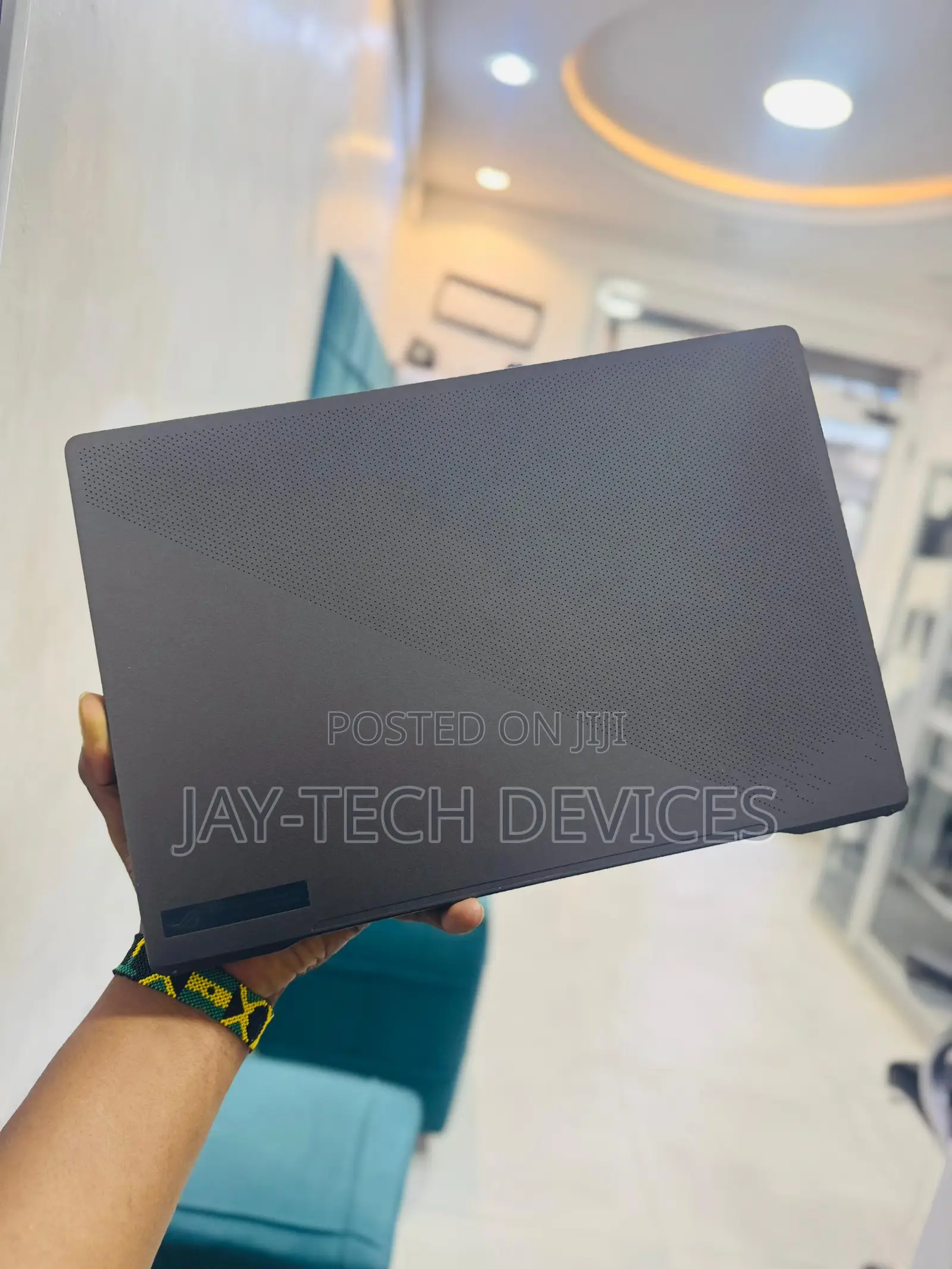 Laptop Asus ROG Zephyrus G16 16GB Intel Core i7 SSD 1T