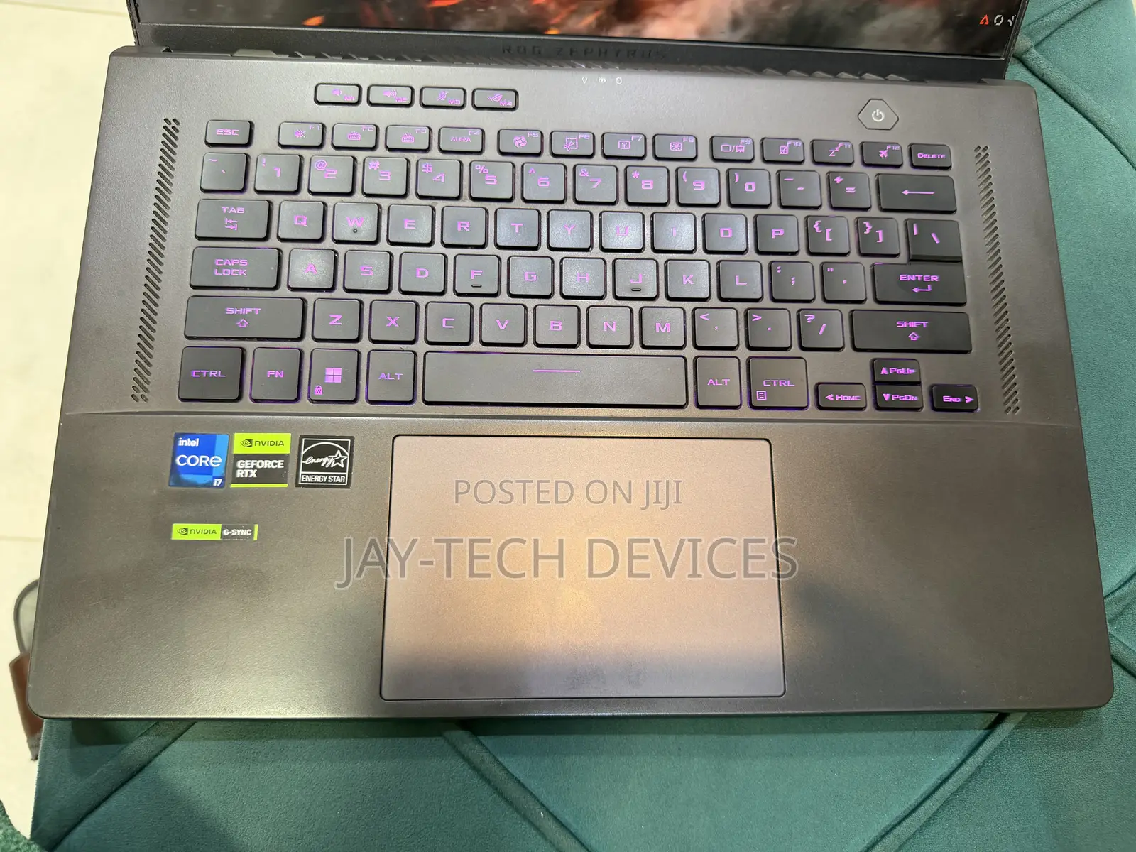 Laptop Asus ROG Zephyrus G16 16GB Intel Core i7 SSD 1T