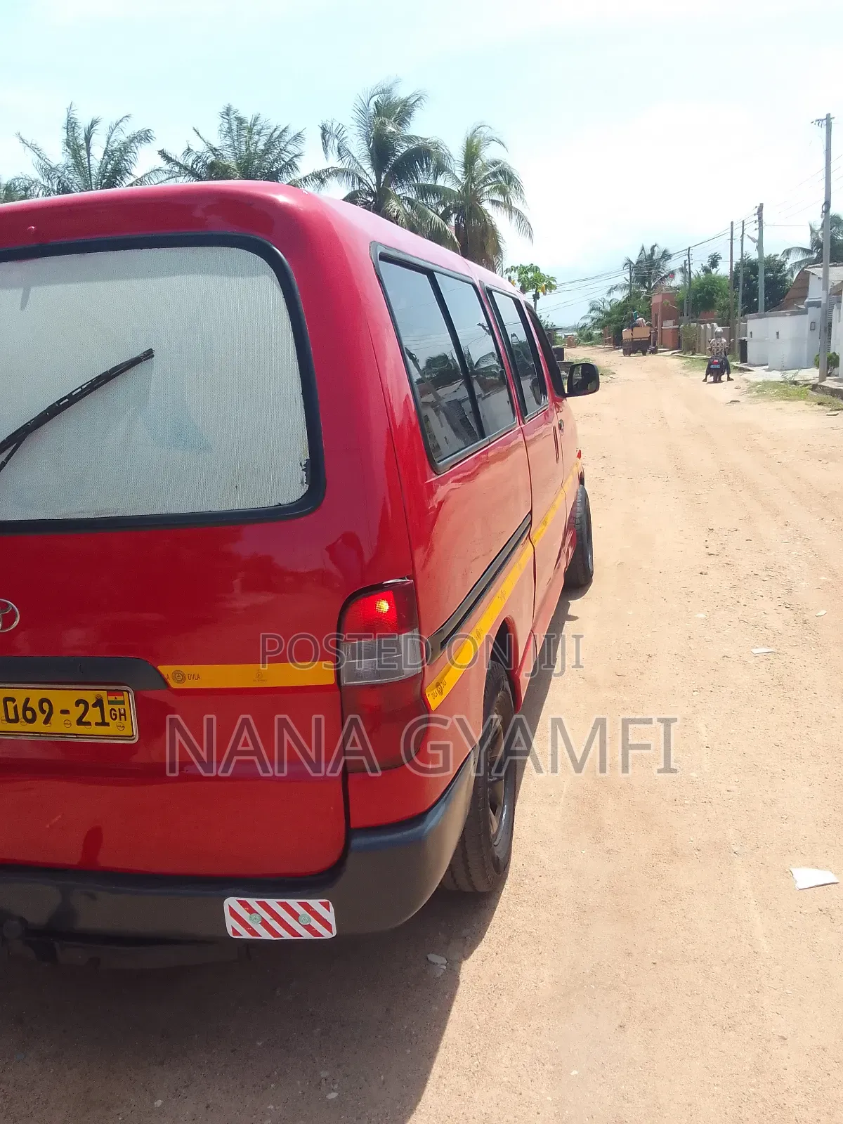 Toyota HiAce 2008 Red