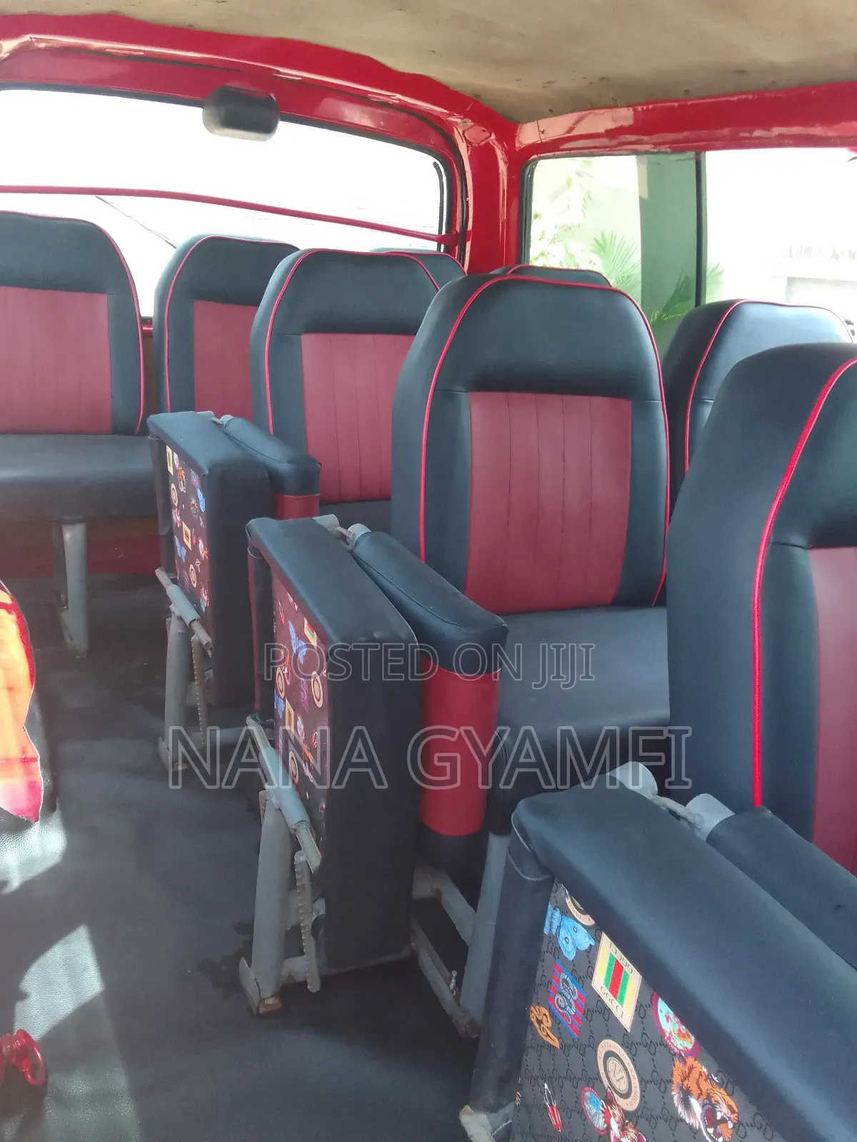 Toyota HiAce 2008 Red