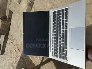 Laptop HP EliteBook 845 G8 16GB Intel Core i7 SSD 256GB