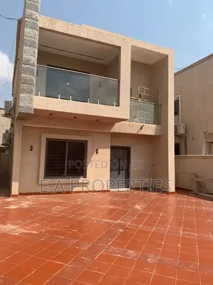 4bdrm House in Ea Properties, Lake Side Estate for sale