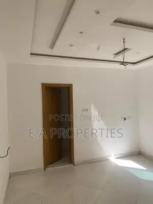 4bdrm House in Ea Properties, Lake Side Estate for sale