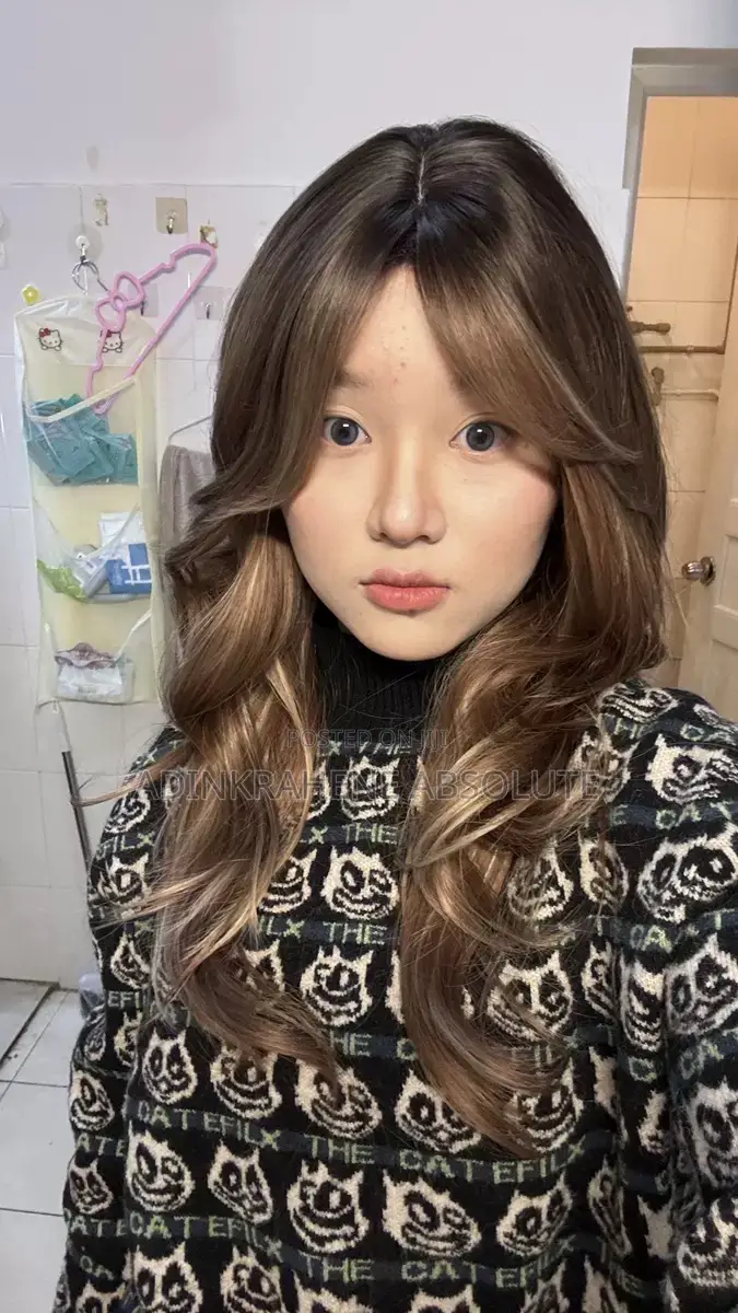 Long Curly Wig – Natural Look Premium Feel, 5*5 Closure