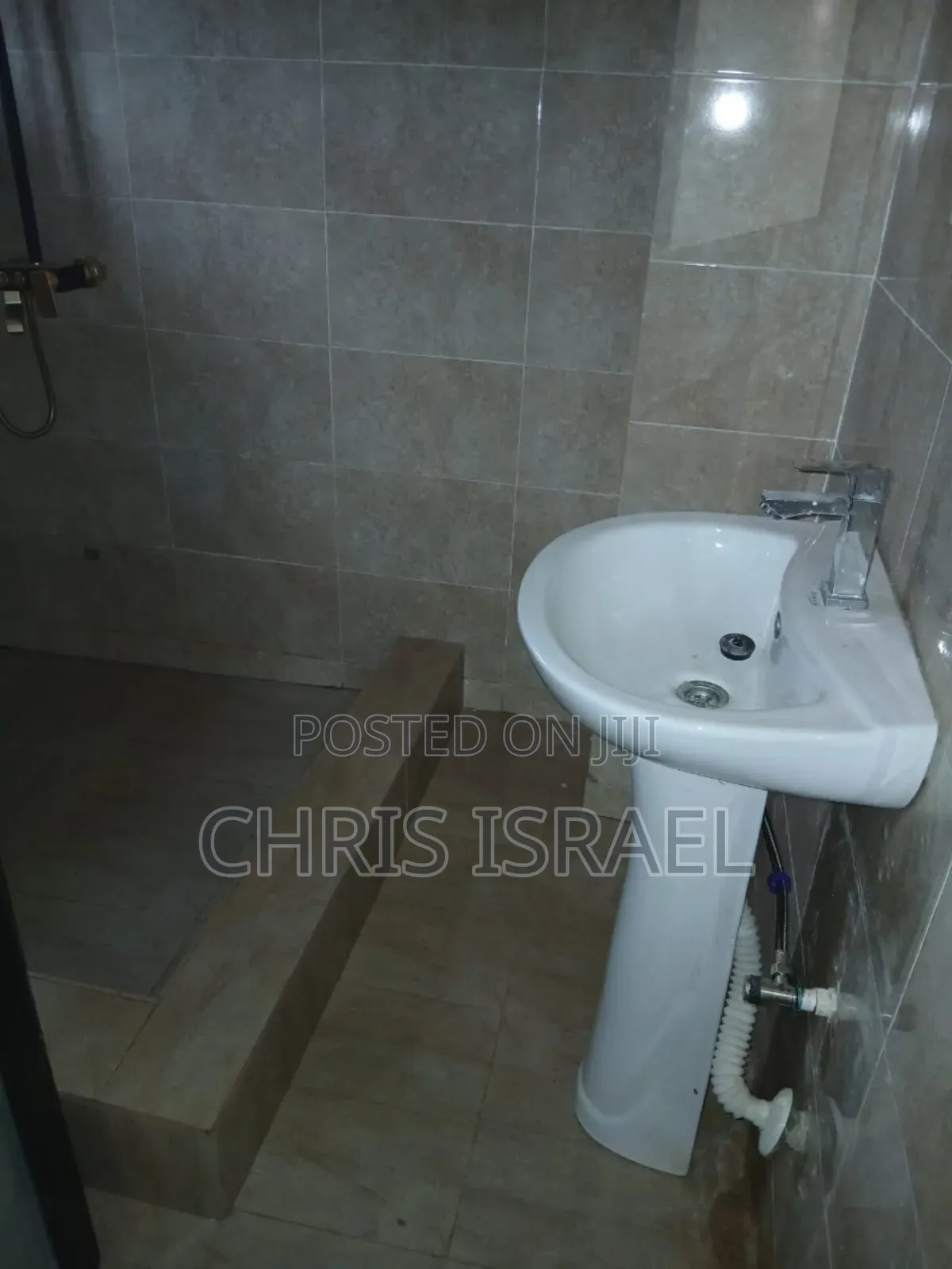 2bdrm Apartment in Oyibi, Police Station for rent