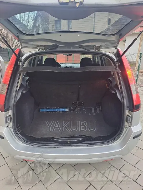Ford Fusion 1.4 TDCi Ambiente 2005 Silver