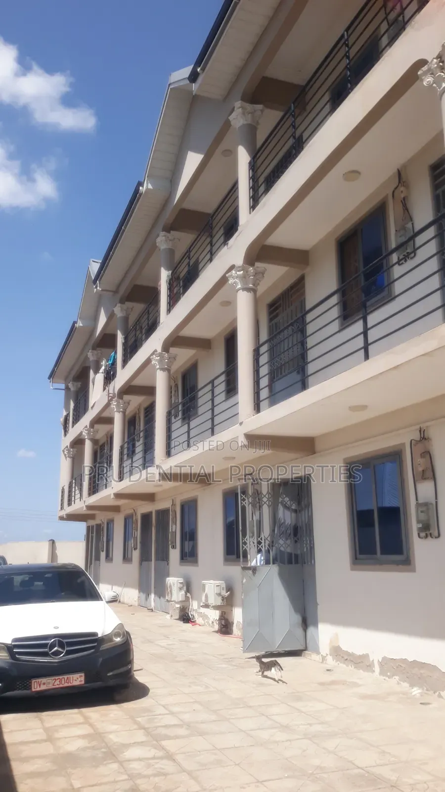 15bdrm House in Accra Metropolitan for sale