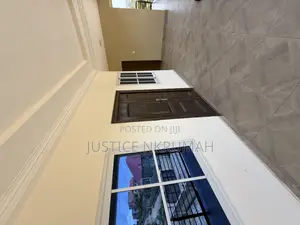 3bdrm Apartment in Mr. Justice Estate, Old Barrier for rent