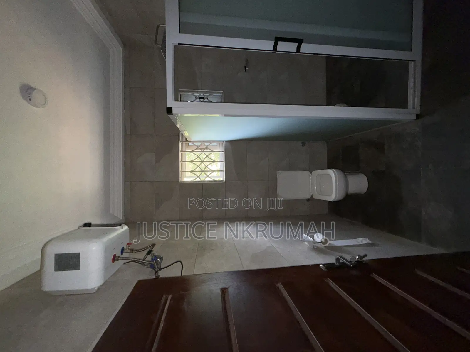 3bdrm Apartment in Mr. Justice Estate, Old Barrier for rent