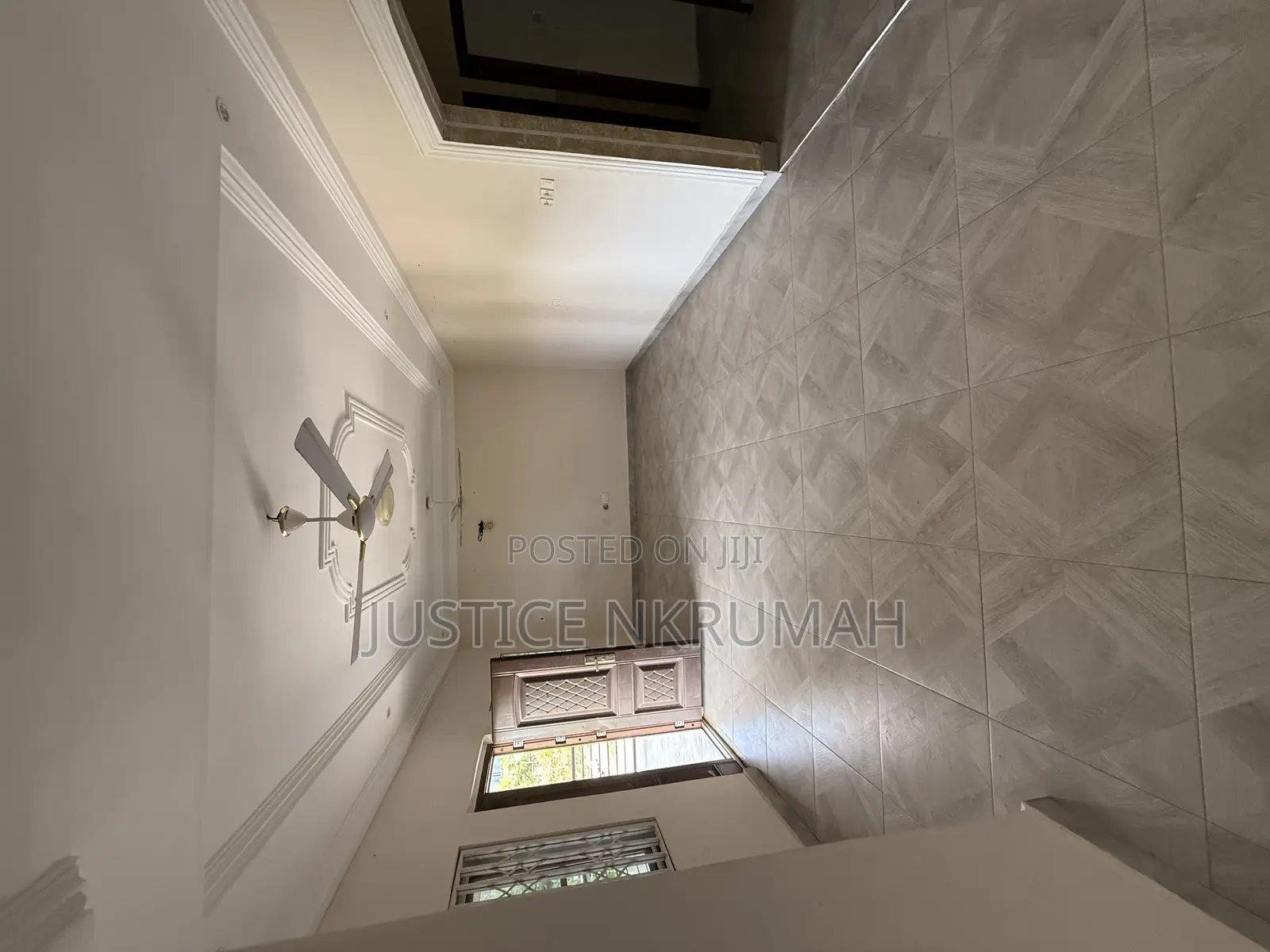 3bdrm Apartment in Mr. Justice Estate, Old Barrier for rent