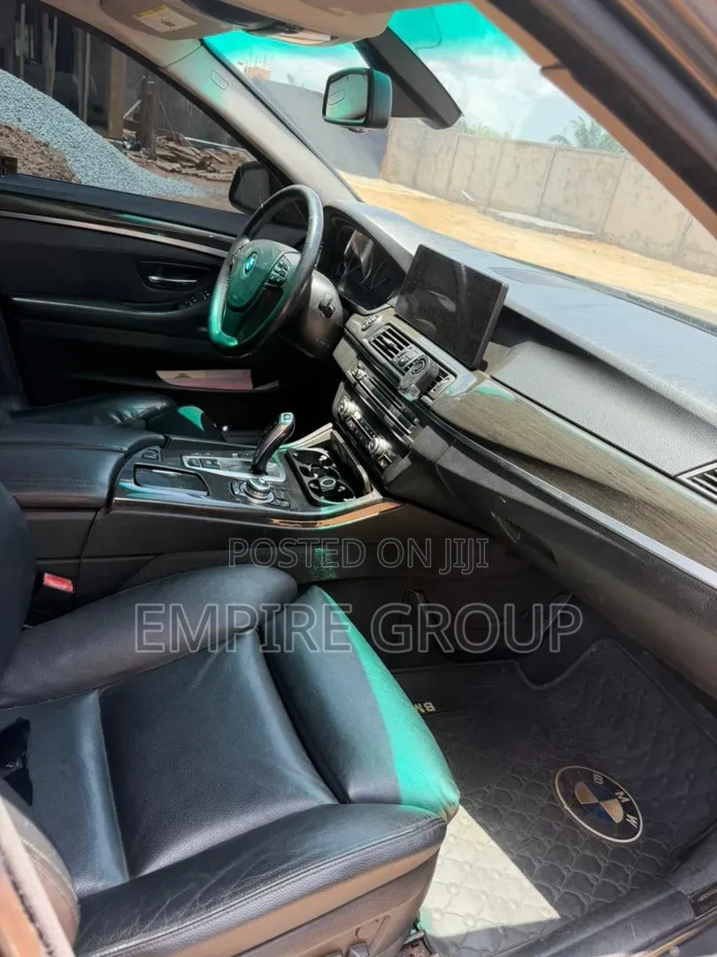 BMW 528i 2012 Black