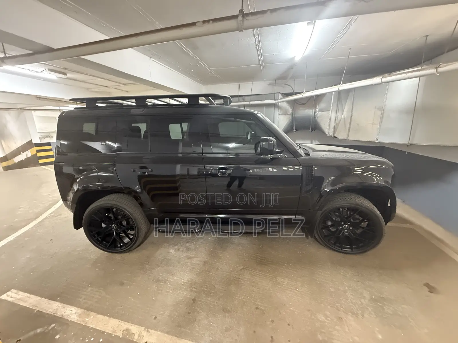 Land Rover Defender 2023 Black