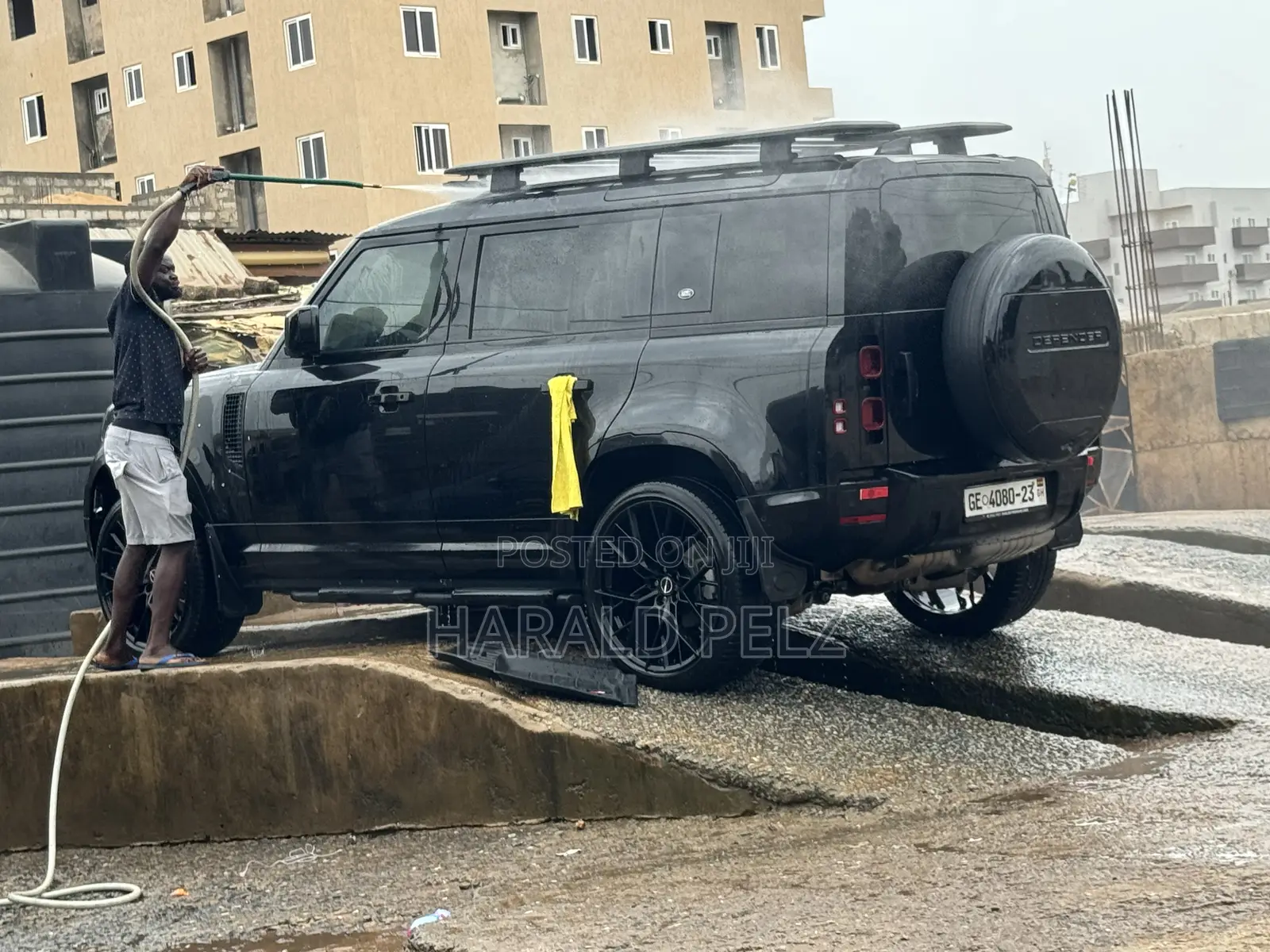 Land Rover Defender 2023 Black