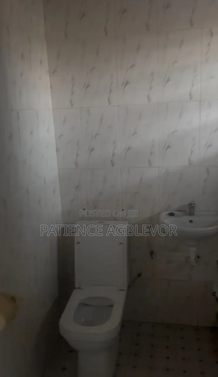 1bdrm Apartment in School Junction for rent