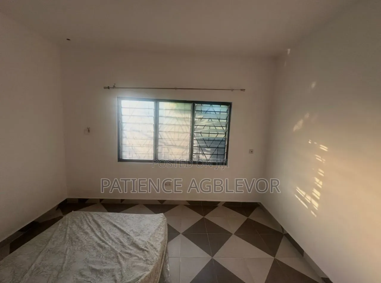 1bdrm Apartment in School Junction for rent