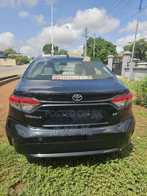 Toyota Corolla LE 2021 Black