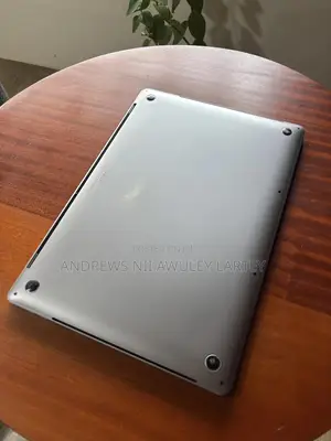 Laptop Apple MacBook Pro 2019 16GB Intel Core i9 SSD 1T