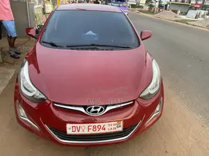 Hyundai Elantra 2016 Red