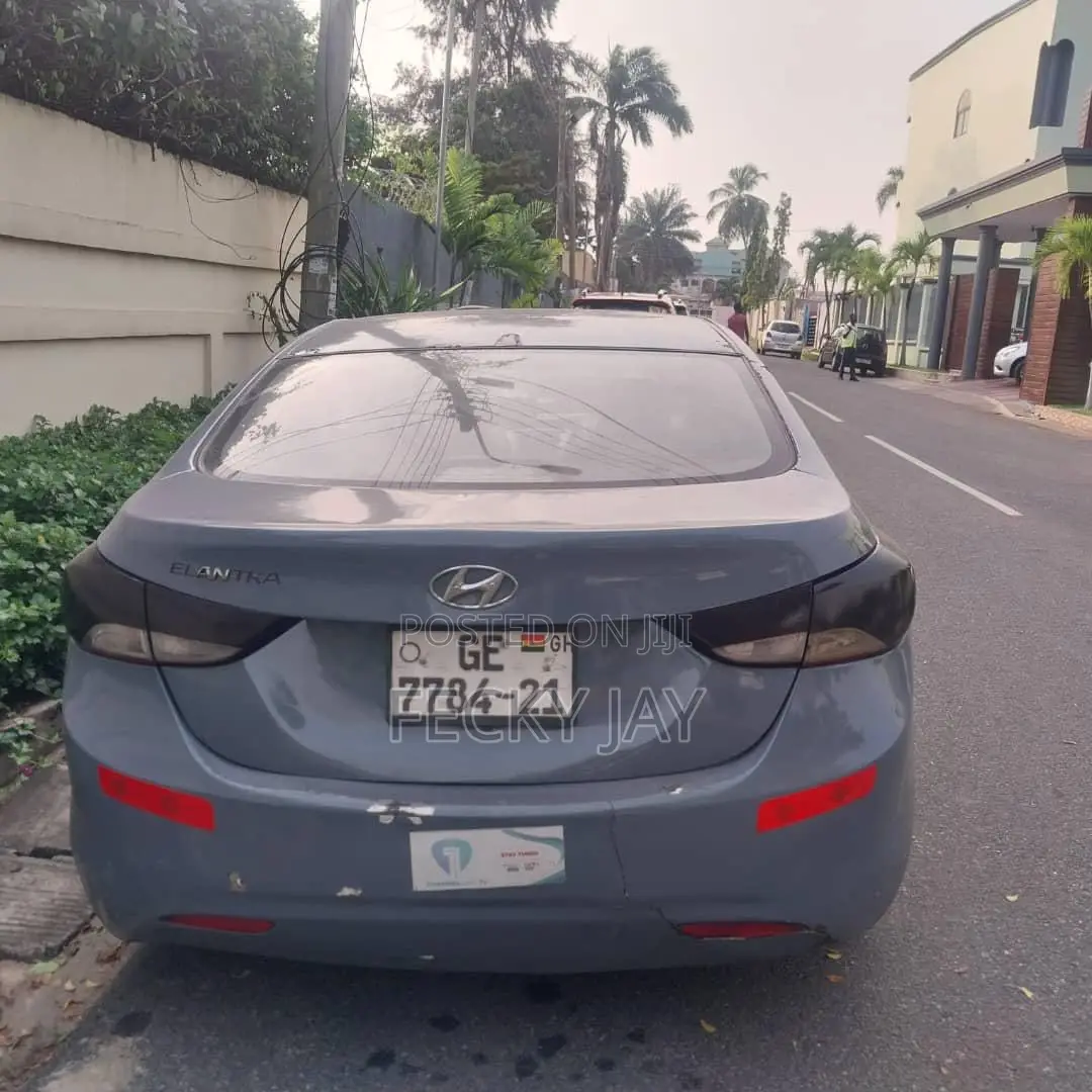Hyundai Elantra GT 2013 Gray