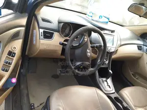 Hyundai Elantra GT 2013 Gray