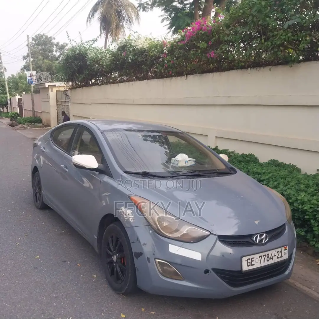 Hyundai Elantra GT 2013 Gray