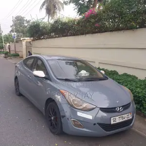 Hyundai Elantra GT 2013 Gray