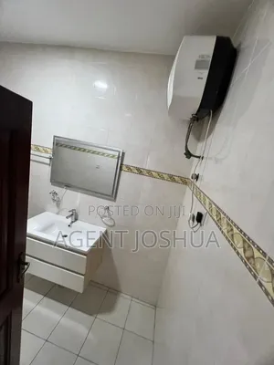 2bdrm Apartment in Alys Plaza, Dzorwulu for rent