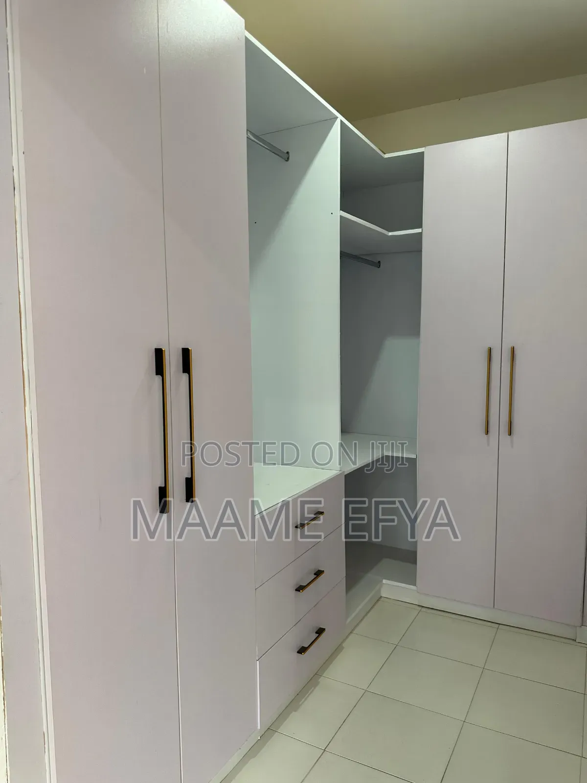 4bdrm House in Lakeside Estate for sale