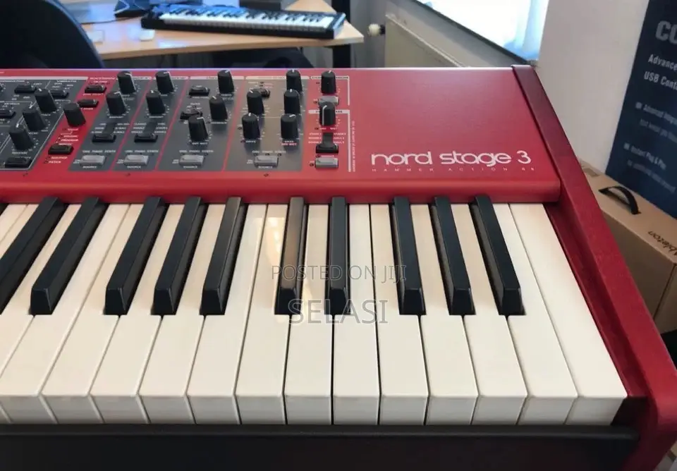 Nord Stage 3 88 With a Fully Weighted Hammer Action Keybed (A-C)