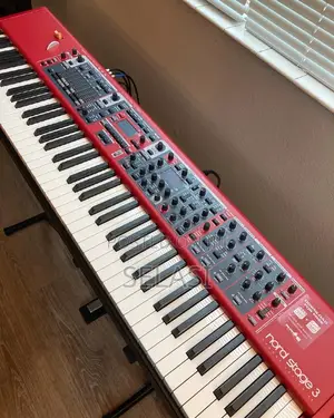 Nord Stage 3 88 With a Fully Weighted Hammer Action Keybed (A-C)